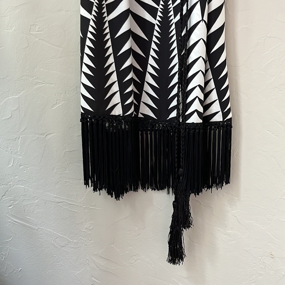 LUNA ABSTRACT BLACK AND WHITE FRINGE DRESS WITH TASSEL TIES M - Picture 3 of 6